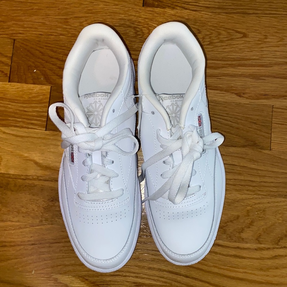 Reebok Unisex Club C tennis Shoes